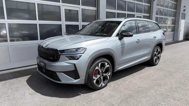 Škoda Kodiaq RS 2.0 TSI 265PS 7DSG 4x4 2.0 TSI 265PS 7DSG 4x4 2000ccm 265PS/195kW 4 Zylinder TSI Benzin