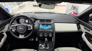 Jaguar E-Pace 2.0d D240 R-Dynamic HSE AWD Automatik