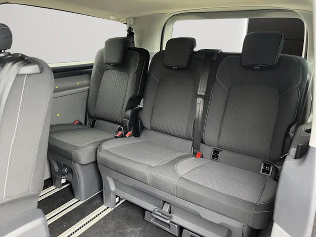 Ford Tourneo Bus 340 L2H1 65kWh Titanium