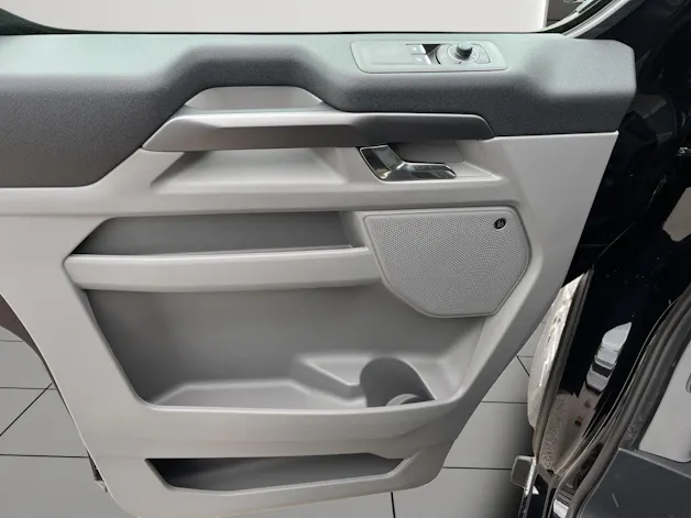 Ford Tourneo Bus 340 L2H1 65kWh Titanium