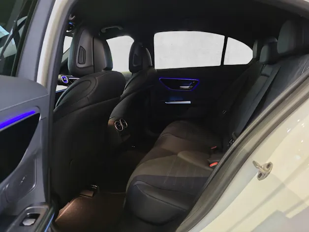 Mercedes-Benz C 200 4Matic AMG Line