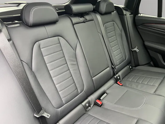 BMW X3 M40i Travel