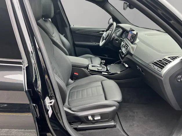 BMW X3 M40i Travel