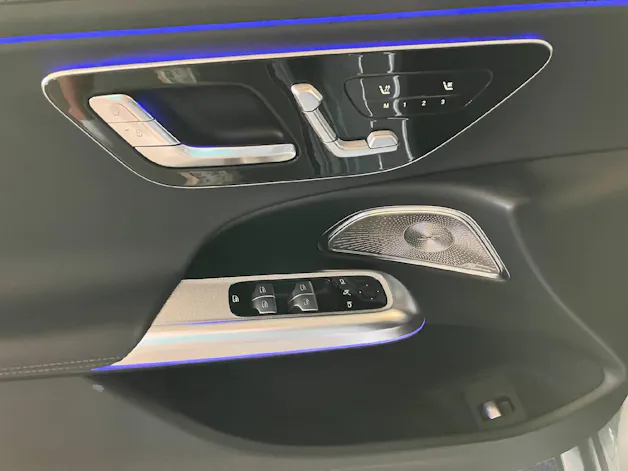 Mercedes-Benz E 300 de AMG Line 4matic Kombi