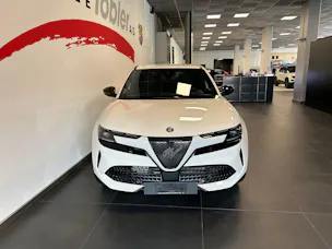 Alfa Romeo Junior 1.2 48V Hybrid Q4