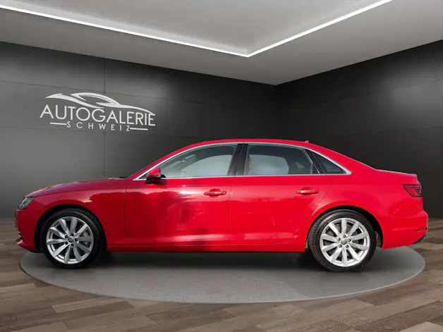 Audi A4 Limousine 2.0 TFSI Design quattro S-tronic | AHK |&nbsp;Matrix LED | MMI Navigation | 18" & 17 " |