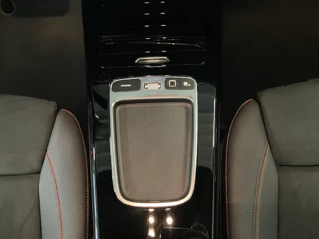 Mercedes-Benz CLA 180 AMG Line Shooting Brake