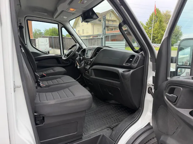 Iveco 35C18HA8 V