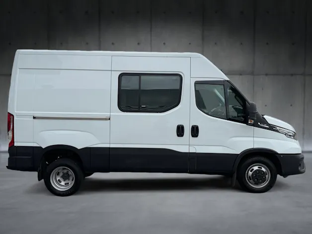 Iveco 35C18HA8 V