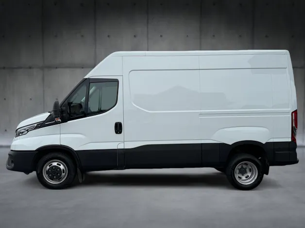 Iveco 35C18HA8 V
