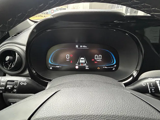 Hyundai i10 1.2 Amplia Aut.