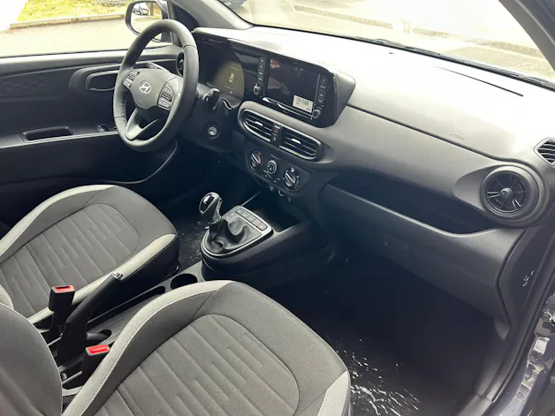 Hyundai i10 1.2 Amplia Aut.