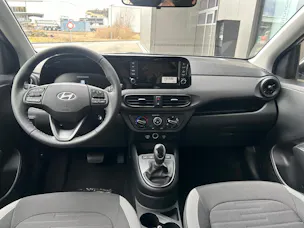 Hyundai i10 1.2 Amplia Aut.