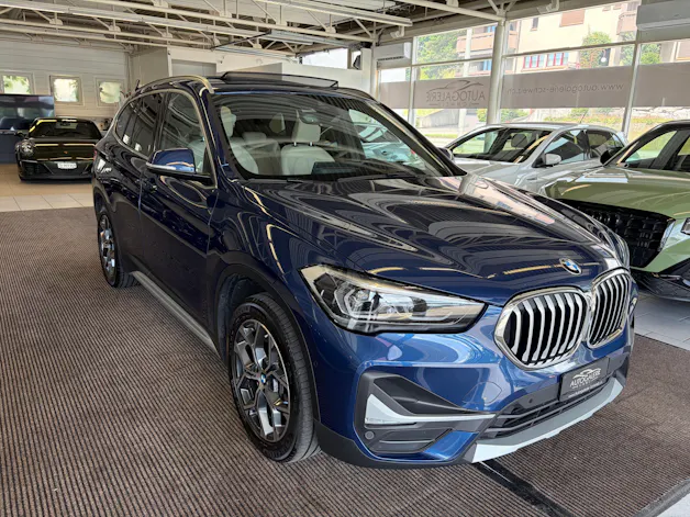 BMW X1 xDrive 20d xLine | CH | Gratis Service | Navi Plus | LED | PANORAMA | Leder Oyster | TOP AUSSTATTUNG | AHK |
