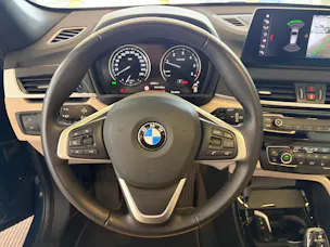 BMW X1 xDrive 20d xLine | CH | Gratis Service | Navi Plus | LED | PANORAMA | Leder Oyster | TOP AUSSTATTUNG | AHK |