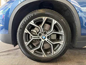 BMW X1 xDrive 20d xLine | CH | Gratis Service | Navi Plus | LED | PANORAMA | Leder Oyster | TOP AUSSTATTUNG | AHK |