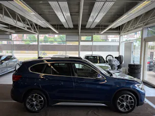 BMW X1 xDrive 20d xLine | CH | Gratis Service | Navi Plus | LED | PANORAMA | Leder Oyster | TOP AUSSTATTUNG | AHK |