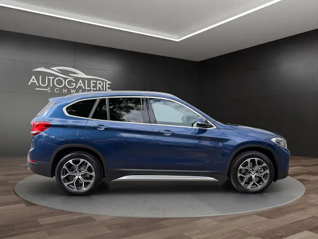 BMW X1 xDrive 20d xLine | CH | Gratis Service | Navi Plus | LED | PANORAMA | Leder Oyster | TOP AUSSTATTUNG | AHK |