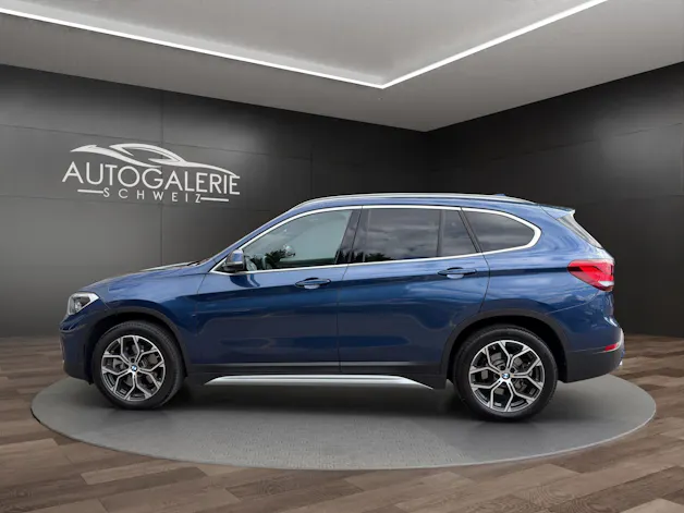 BMW X1 xDrive 20d xLine | CH | Gratis Service | Navi Plus | LED | PANORAMA | Leder Oyster | TOP AUSSTATTUNG | AHK |