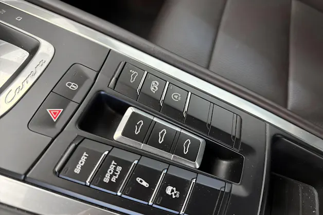 Porsche 911 Carrera 4S PDK