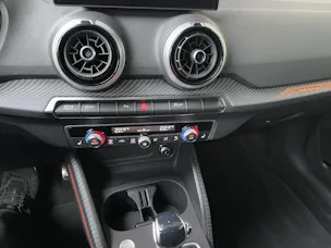 Audi Q2 40 TFSI S line Attraction quattro S-tronic
