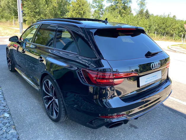 Audi RS4 Avant 2.9 TFSI quattro tiptronic