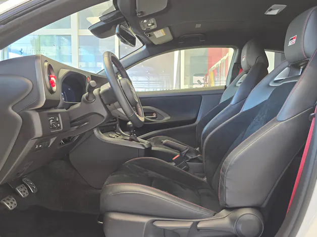 Toyota Yaris 1.6 GR Sport