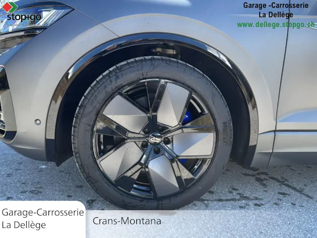 VW Touareg 3.0 TSI eHybrid R Final Edition Tiptronic