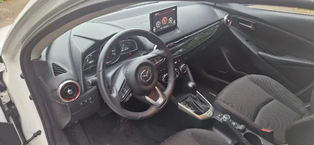 Mazda 2 SKYACTIV-G 90 Homura Automat