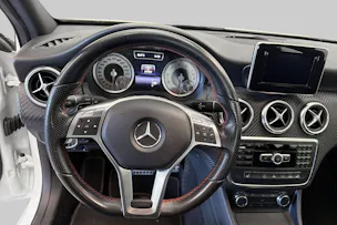 Mercedes-Benz A 250 AMG Line 4Matic 7G-DCT