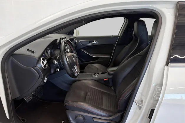 Mercedes-Benz A 250 AMG Line 4Matic 7G-DCT