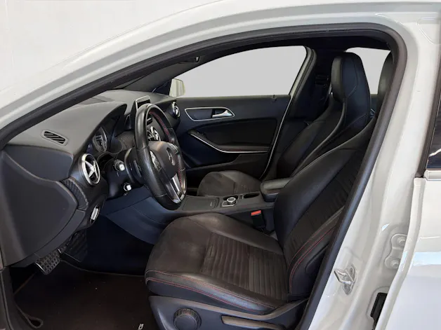 Mercedes-Benz A 250 AMG Line 4Matic 7G-DCT
