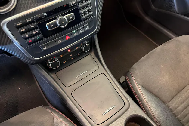 Mercedes-Benz A 250 AMG Line 4Matic 7G-DCT