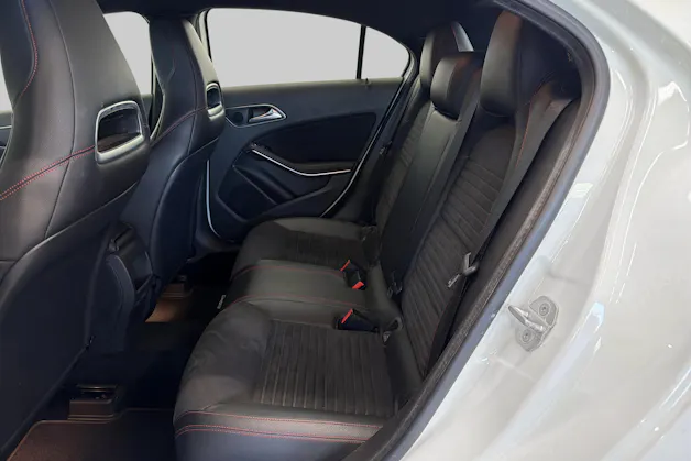 Mercedes-Benz A 250 AMG Line 4Matic 7G-DCT