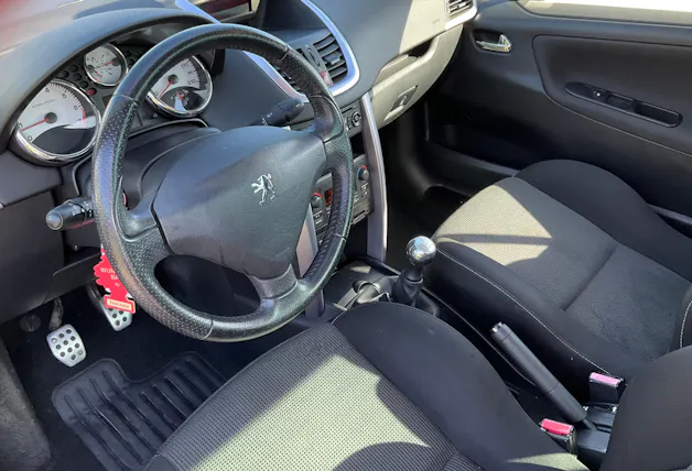 Peugeot 207 CC 1.6 16V Trendy