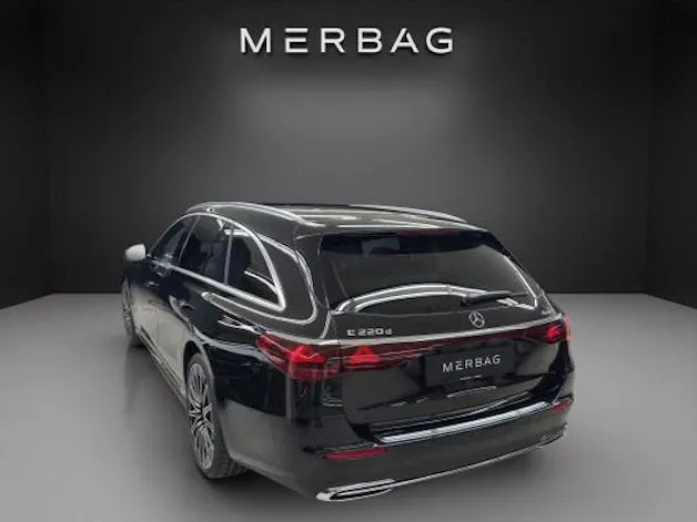 Mercedes-Benz E 220 d T 4M 9G-Tronic
