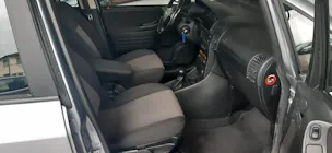 Opel Zafira 2.2i 16V Elegance