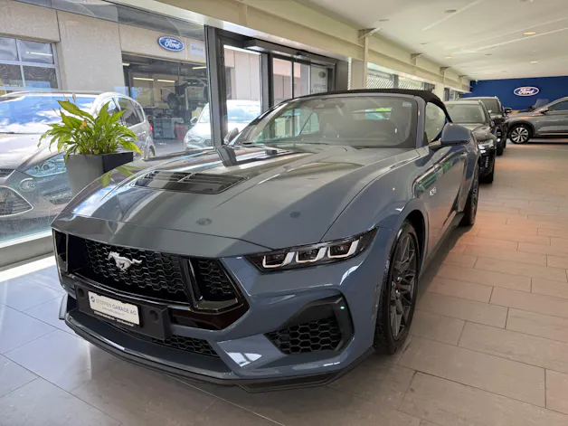 Ford Mustang Convertible 5.0 V8 GT Automat
