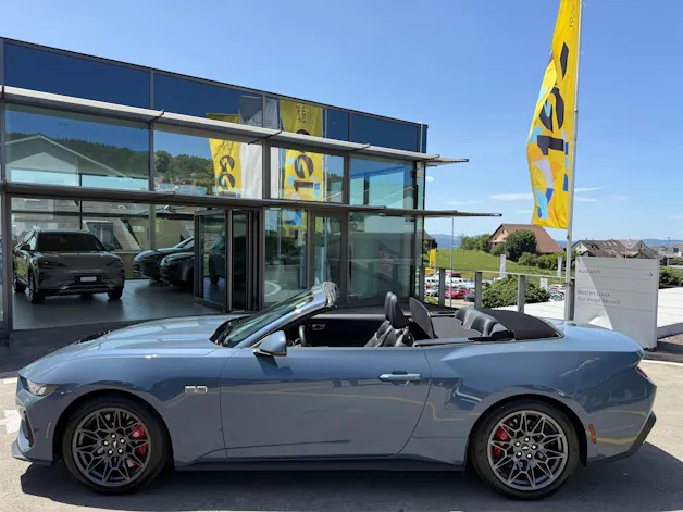 Ford Mustang Convertible 5.0 V8 GT Automat