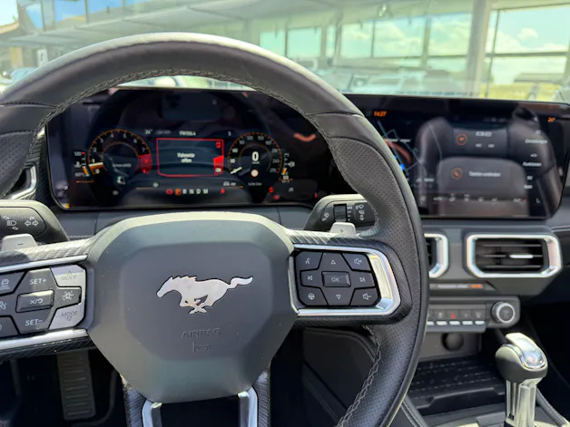 Ford Mustang Convertible 5.0 V8 GT Automat