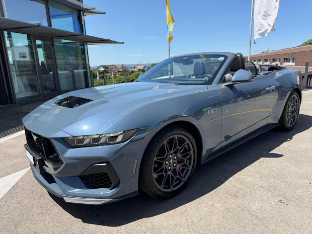 Ford Mustang Convertible 5.0 V8 GT Automat