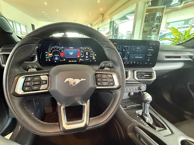 Ford Mustang Convertible 5.0 V8 GT Automat