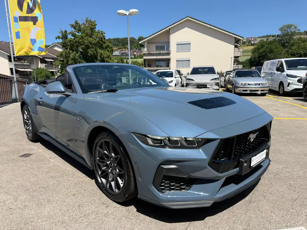 Ford Mustang Convertible 5.0 V8 GT Automat