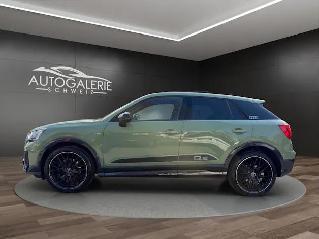 Audi Q2 40 TFSI S line quattro "EDITION ONE" | CH | APPLE GREEN | Panorama | Assistenz |
