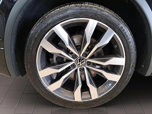 VW Tiguan Allspace 2.0 TSI R-Line