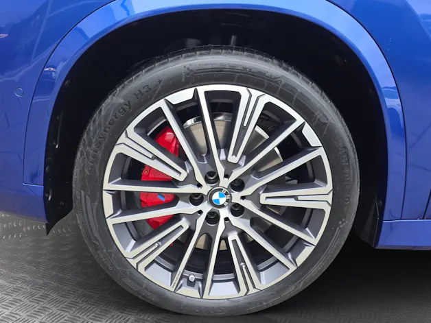BMW iX1 xDrive 30 M Sport Pro