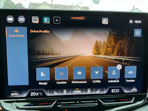 Cupra Tavascan 340 PS 4DRIVE VZ ADRENALINE *** 5 JAHRE CUPRA VOLLGARANTIE ***