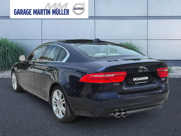 Jaguar XE 2.0 D 180 Prestige AWD