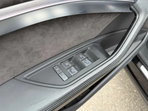 Audi e-tron 55 Advanced quattro