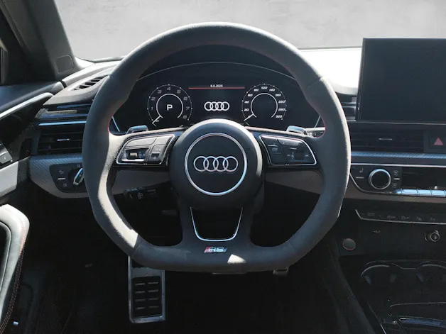 Audi RS4 Avant quattro tiptronic